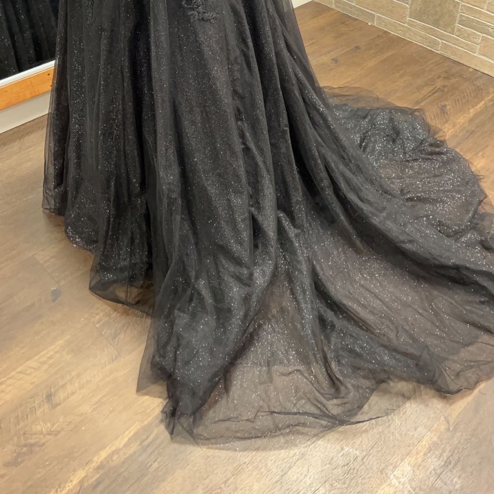 Prom Dress - Picture 5 of 5